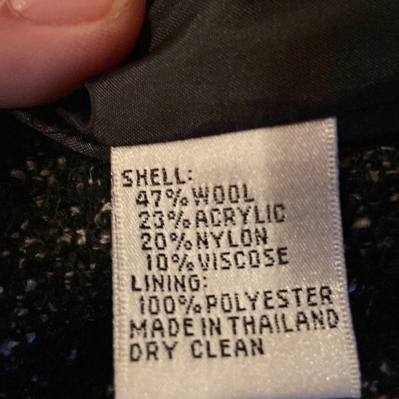 Talbots wool blend jacket size 10 , two pockets, two buttons, black/whit… - Picture 3 of 9
